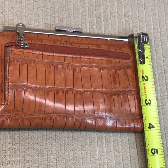 Abas Crocodile Embossed leather  Wallet - Picture 9 of 9